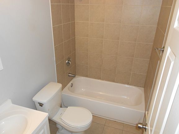 5th image of 6507 N Hamilton Avenue # Fl 1ST