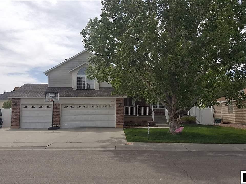 1st image of 1108 Rosewood Dr