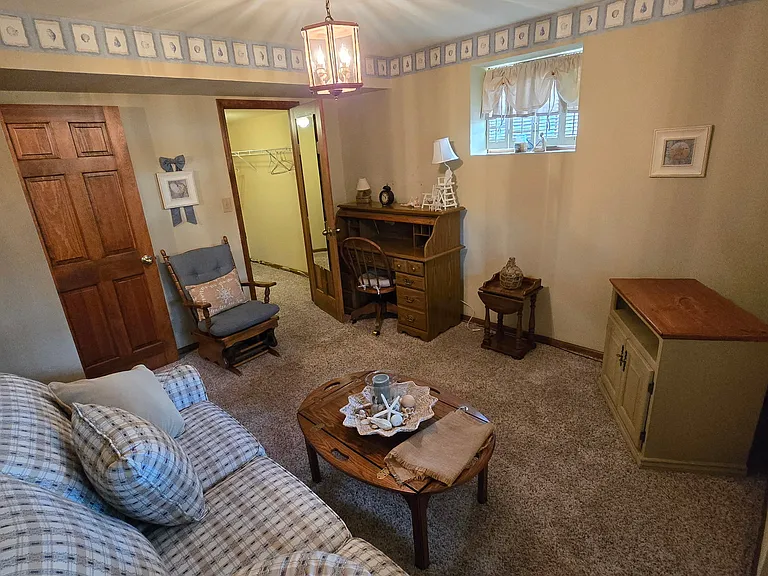 4th bedroom/office in basement
