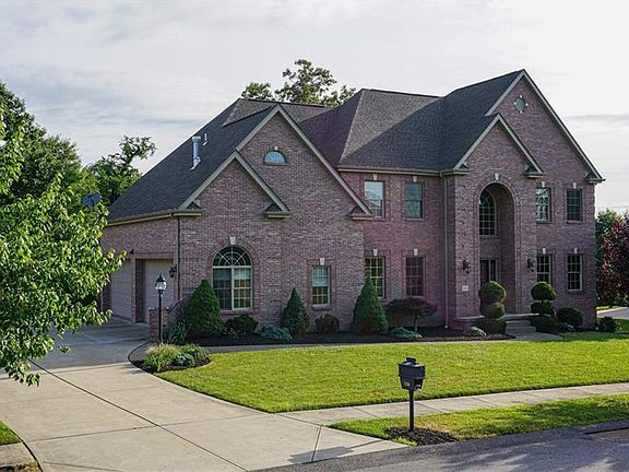 2nd image of 118 Dalliance Ct