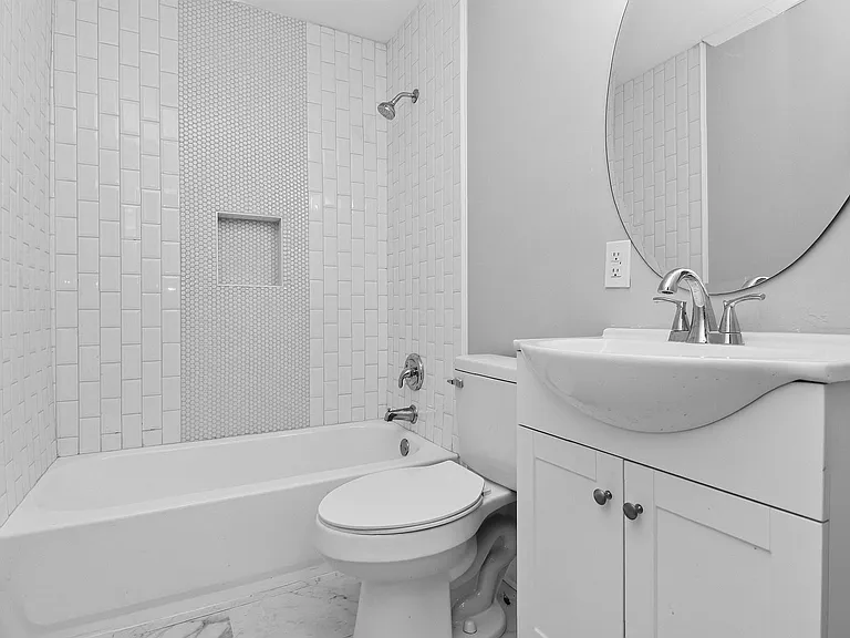 305 Sylvania Ave — Photo 13