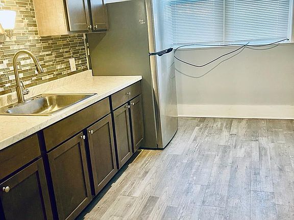 3rd image of 128 Auburn Ave #2