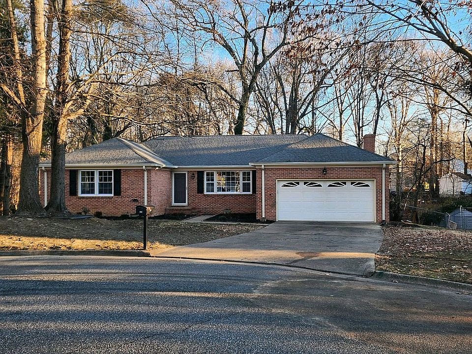 1st image of 222 Clipper Dr
