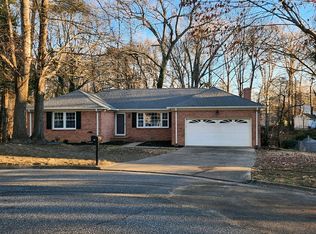 222 Clipper Dr, Newport News, VA 23602