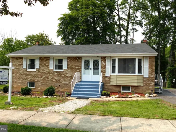 900 E Tantallon Dr, Fort Washington, MD 20744