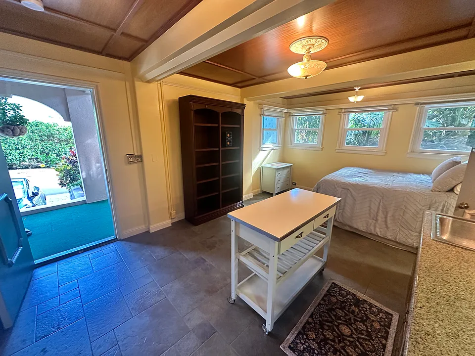 3156 Oahu Ave #2
