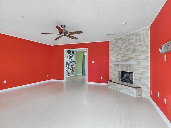 3rd image of 1429 Cambridge Dr