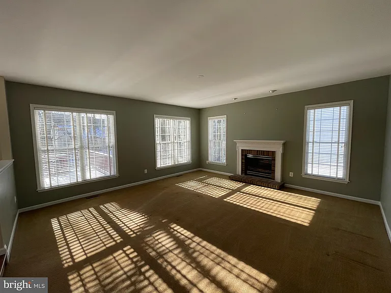 21330 Meadow Field Ct — Photo 13
