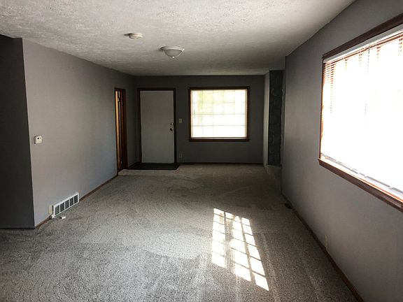5th image of 2023 Avenue A