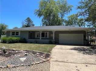 1904 N Florian Ave, Decatur, IL 62526