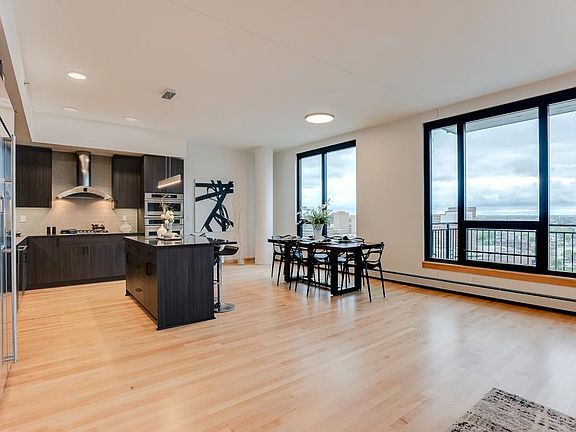 3rd image of 1240 2nd St S #1225