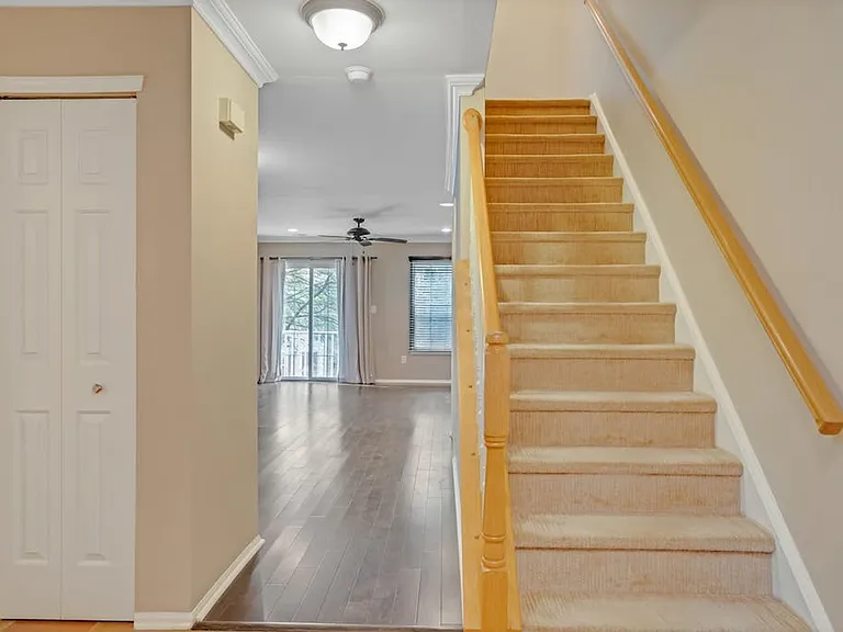 2269 Nash Ct — Photo 3