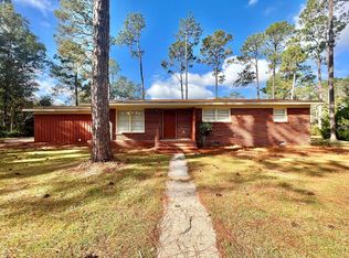 109 Pine Needle Rd, Fitzgerald, GA 31750