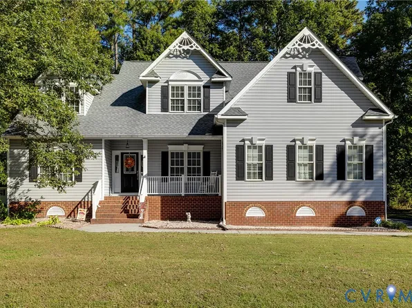 512 Greyshire Dr, Chester, VA 23836