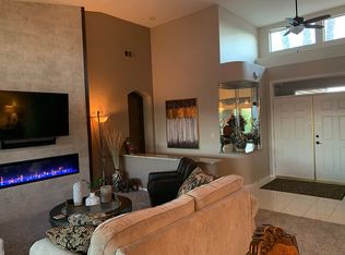 10048 Keysborough Dr, Las Vegas, NV 89134