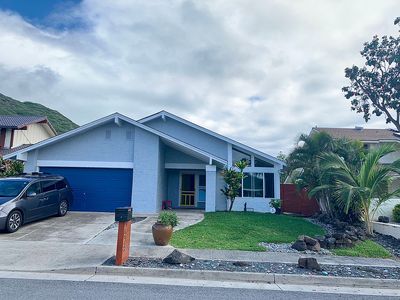 7528 Manulele Pl, Honolulu, HI, 96825