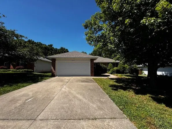 4253 W Madison Street, Springfield, MO 65802