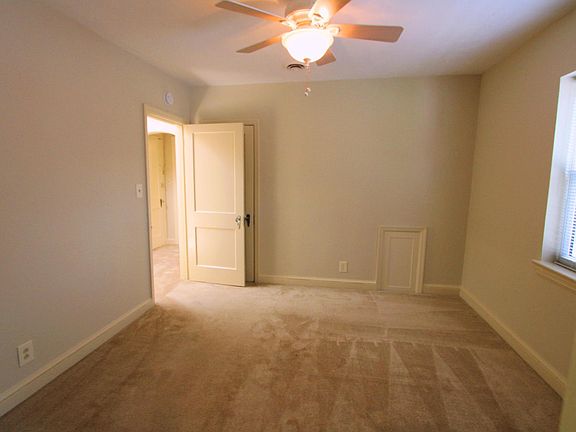 3rd image of 26 Sunset Dr #3