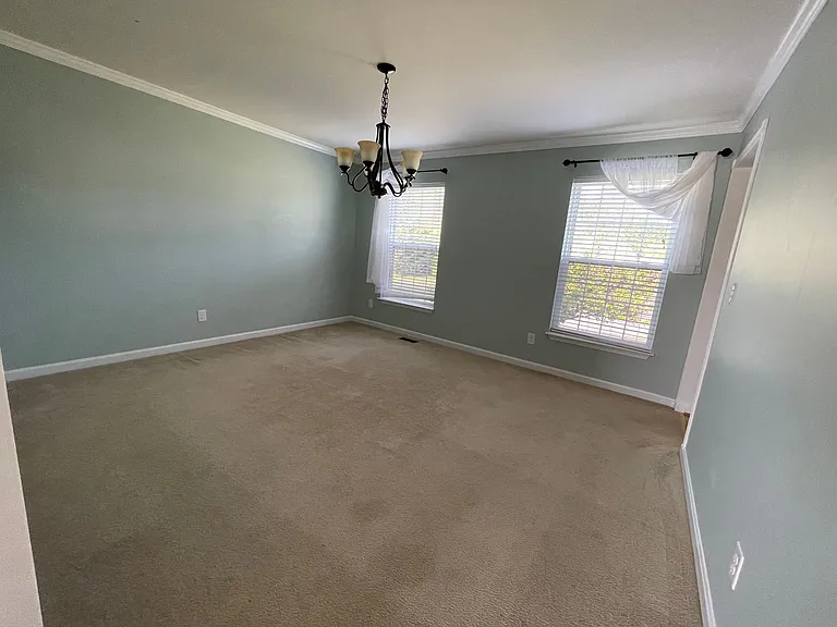 21707 Harrison St — Photo 5
