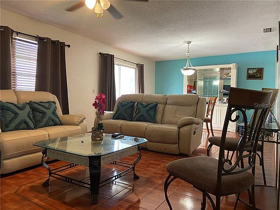 3rd image of 2344 Heather Ave
