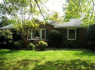 4142 Furman Dr, Winston Salem, NC 27107