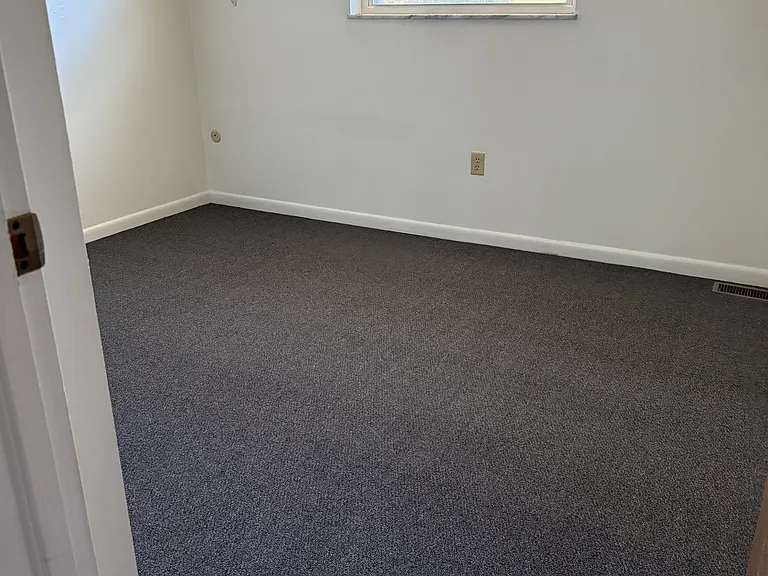 900 W Main St #14 — Photo 8