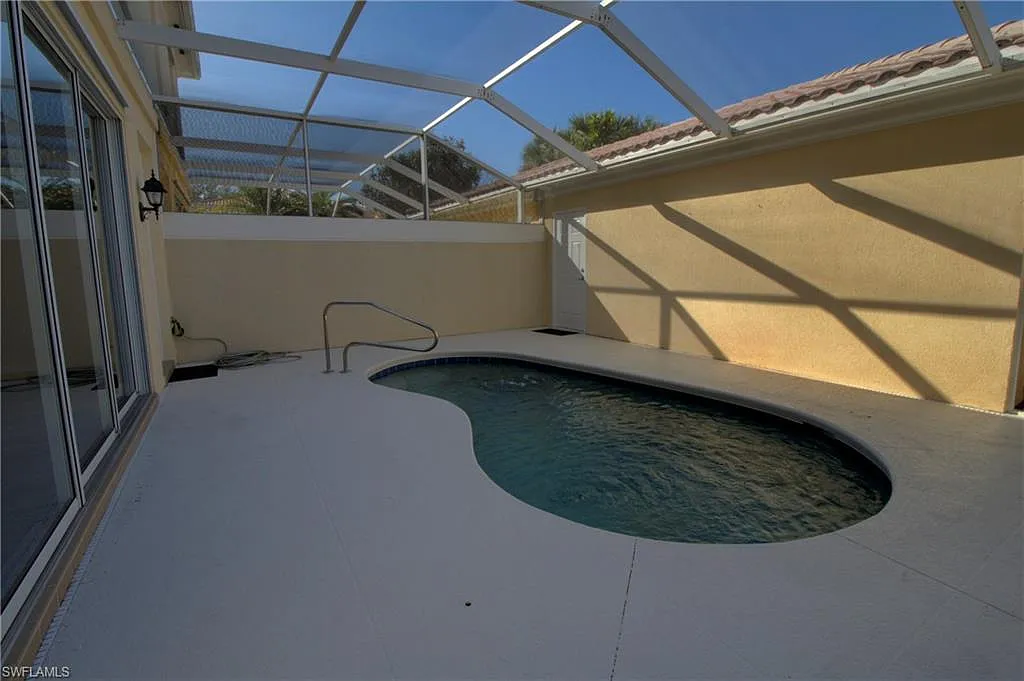 4 bed, 3.0 bath, 1864 sqft, $3,300 — Photo 4