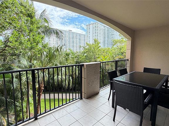 4th image of 17150 N Bay Rd APT 2314