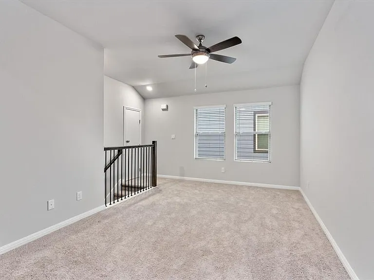 127 Wrangell Way — Photo 18