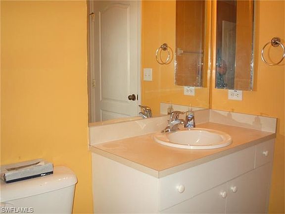 2nd image of 3446 NE 10th Pl