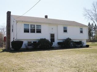 54 Justice Dr, Amherst, MA 01002