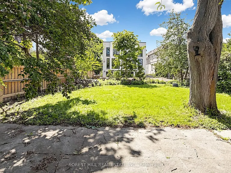 32 Wycliffe Cres — Photo 48