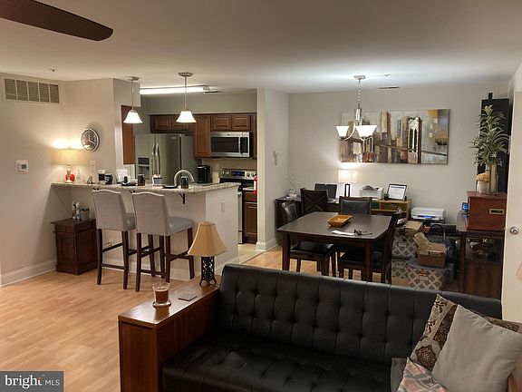 4th image of 155 Crestmont Dr