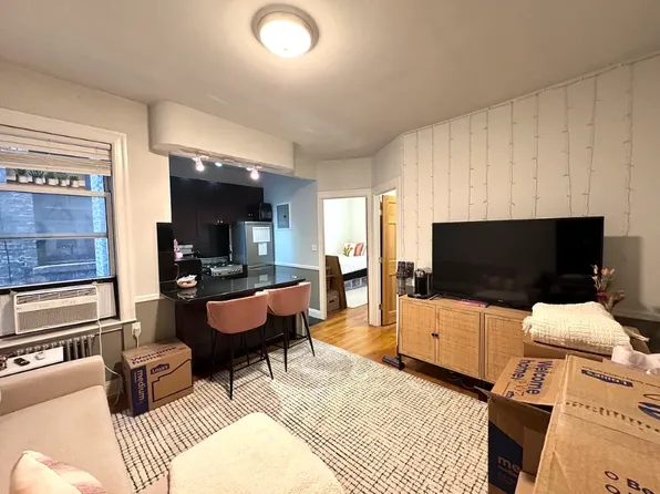 42 Bank St APT 21, New York, NY 10014