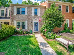 1816 Lang Dr, Crofton, MD 21114