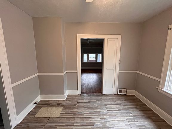 2nd image of 10414 Way Ave #2