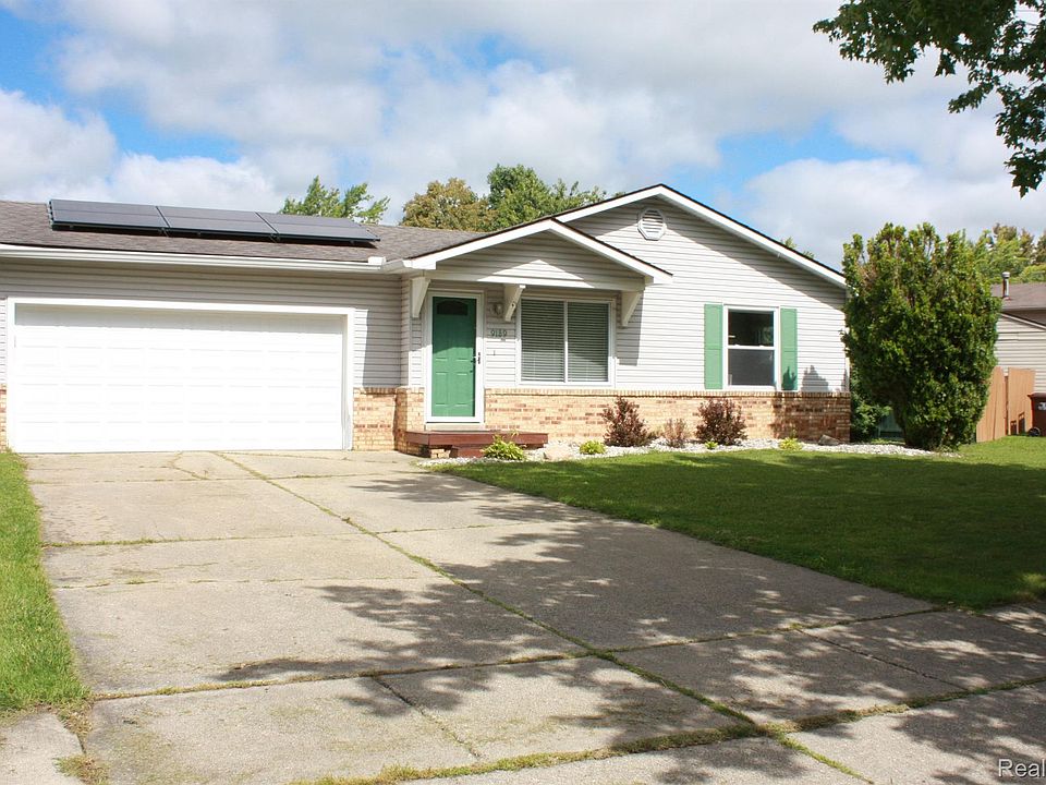 1st image of 9189 Ascot Dr