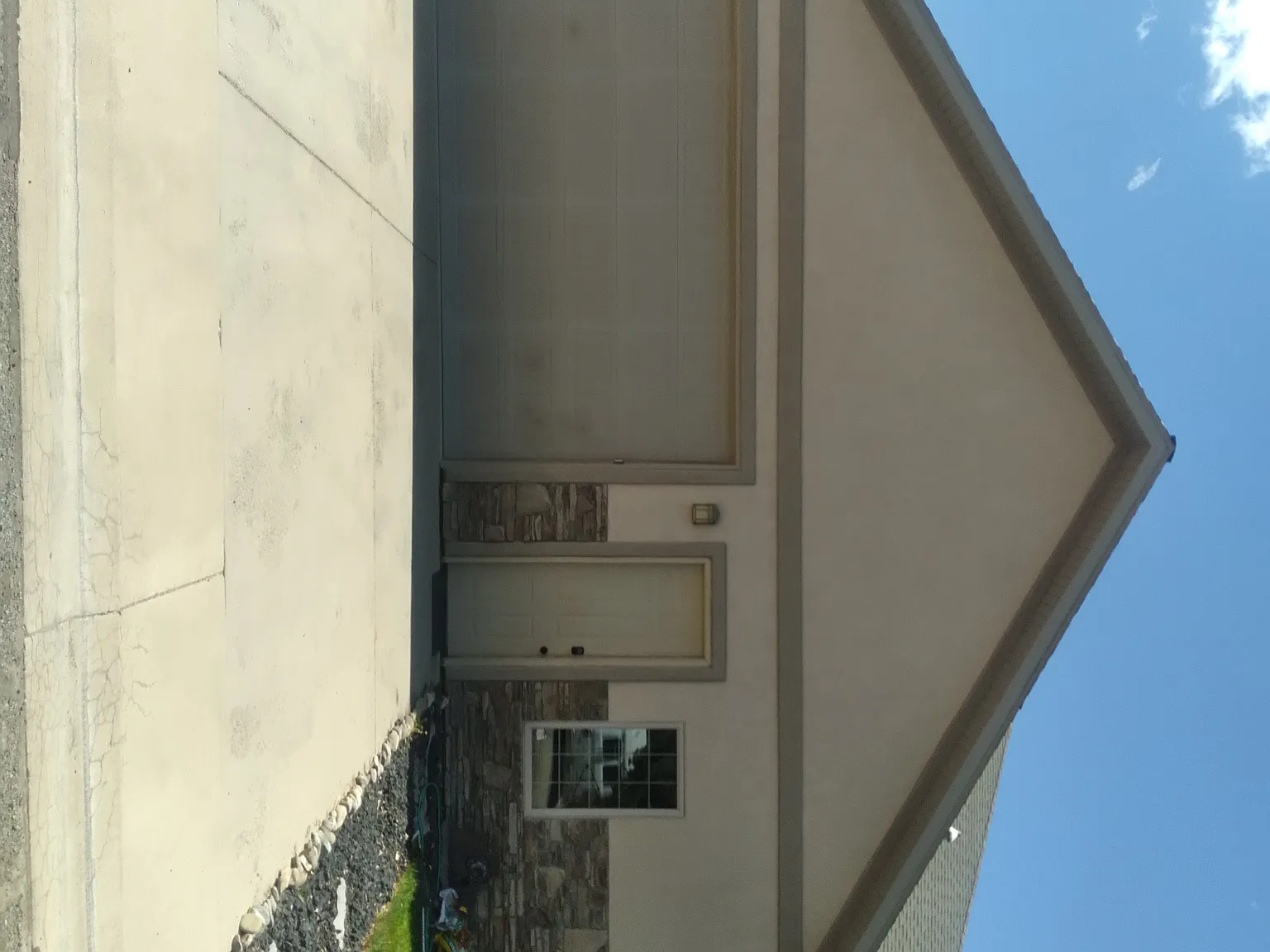 2 bed, 2165 sqft, $1,100 — Photo 4