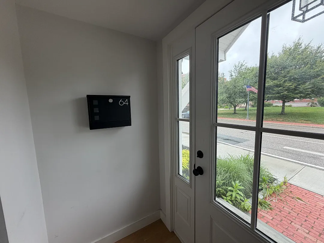 2 bed, 1150 sqft, $3,400 — Photo 3