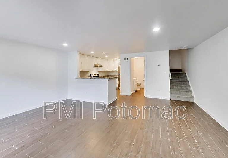 9391 Chadburn Pl — Photo 9