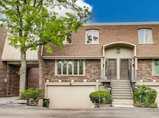 921 Harlem Ave APT 4, Glenview, IL 60025