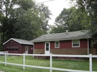 1509 Westwood Dr, Lowell, IN 46356