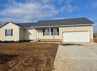 545 Labrador Dr, Bowling Green, KY 42101