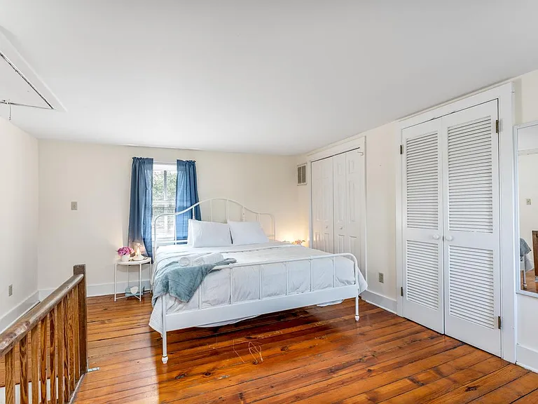 102 Lewis St — Photo 7