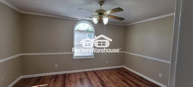4745 King Saul Dr — Photo 6