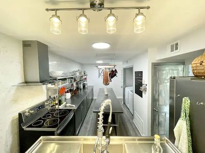 321 Crewe Ct, Bushkill, PA, 18324