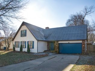 1338 E Compton St, Springfield, MO 65804