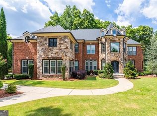 560 Grimsby Ct, Suwanee, GA 30024