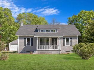 29 Crescent Dr, Pt Jefferson Station, NY 11776