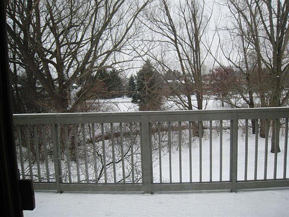 2nd image of 3056 Lakehaven Ct